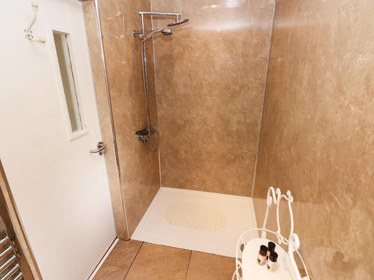 The Garden Flat Villa Saundersfoot Dış mekan fotoğraf